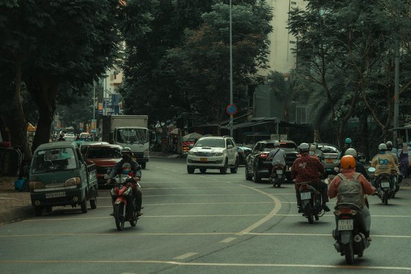 Freinage d'urgence versus freinage assisté : le match